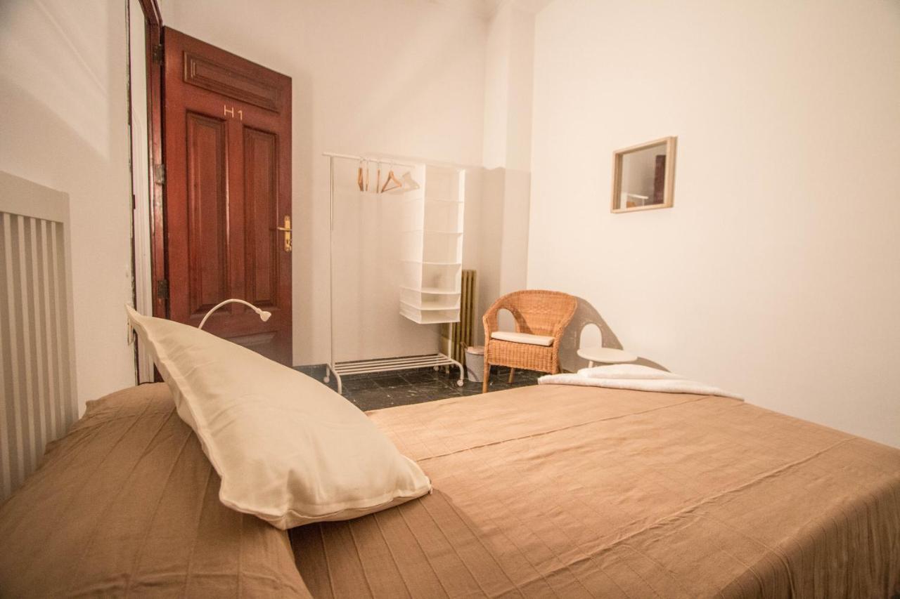 Chambre Simple avec Salle de Bains Commune