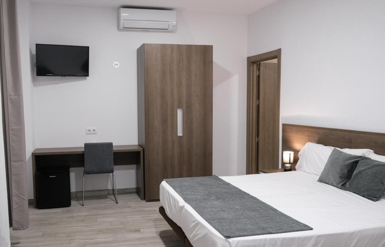Chambre Lits Jumeaux avec Salle de Bains Privative
