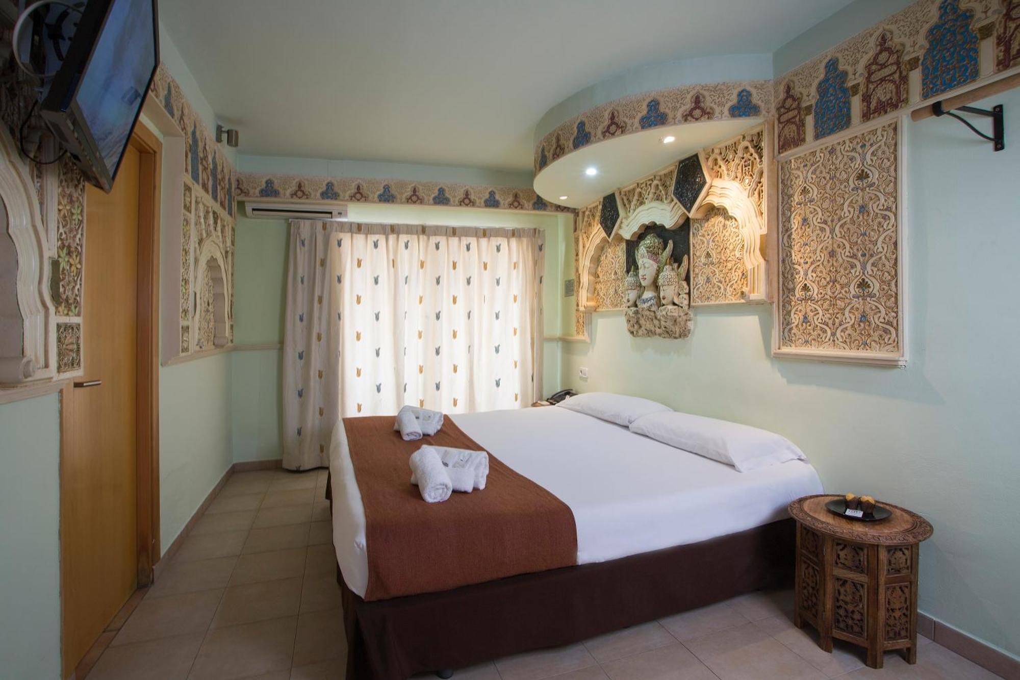 Chambre Triple avec Salle de Bains Privative