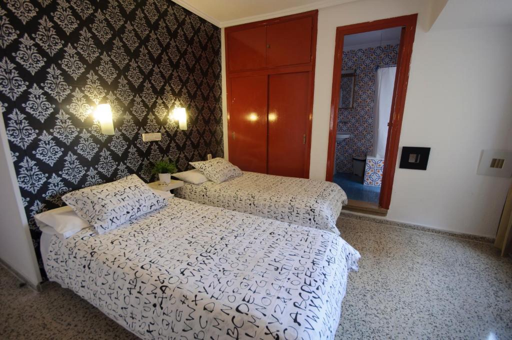 Chambre Double avec Lit d'Appoint