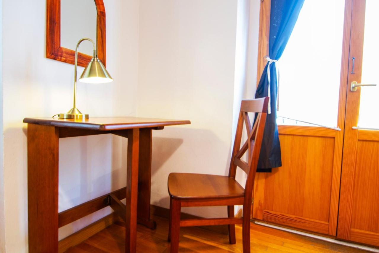 Chambre Triple avec Salle de Bains Privative Séparée
