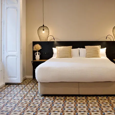VALOLA Boutique Rooms-2